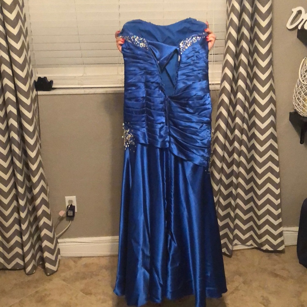 Prom Dress - Picture 2 of 2
